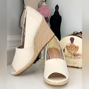 Toms Cream/Ivory Michelle Open Toe Wedge Pump NWOB